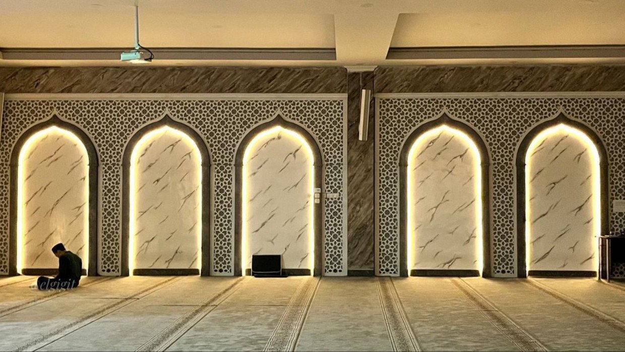 Masjid yang Terjaga Ketika Dunia Memilih Tidur